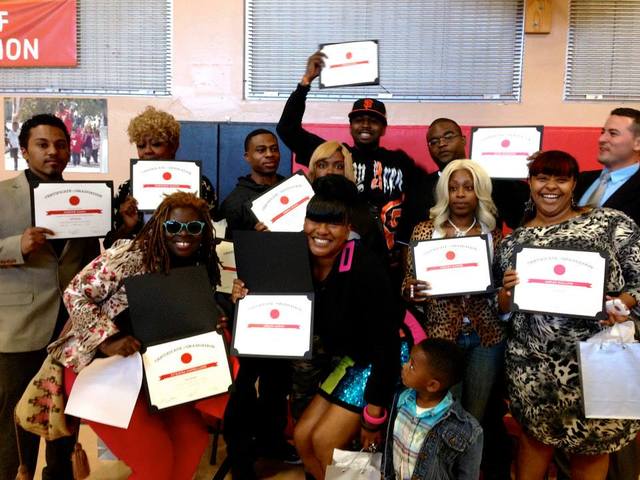 The 14 student SamaUSA Pilot Class Graduates